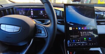 Установка голосового, навигации и приложений на Geely Atlas New в Кумертау